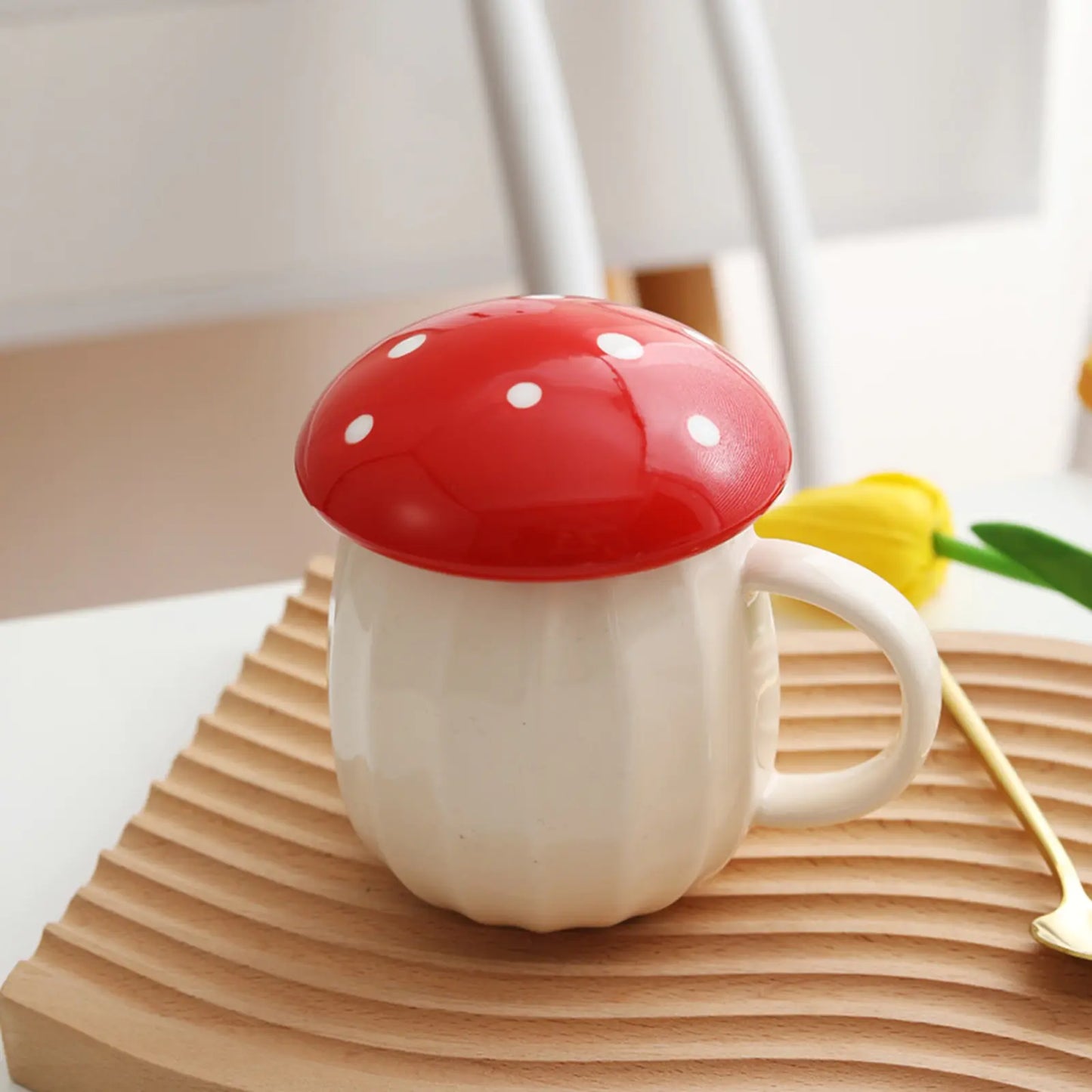 Mushroom Cup With Lid (Milk/Cream)